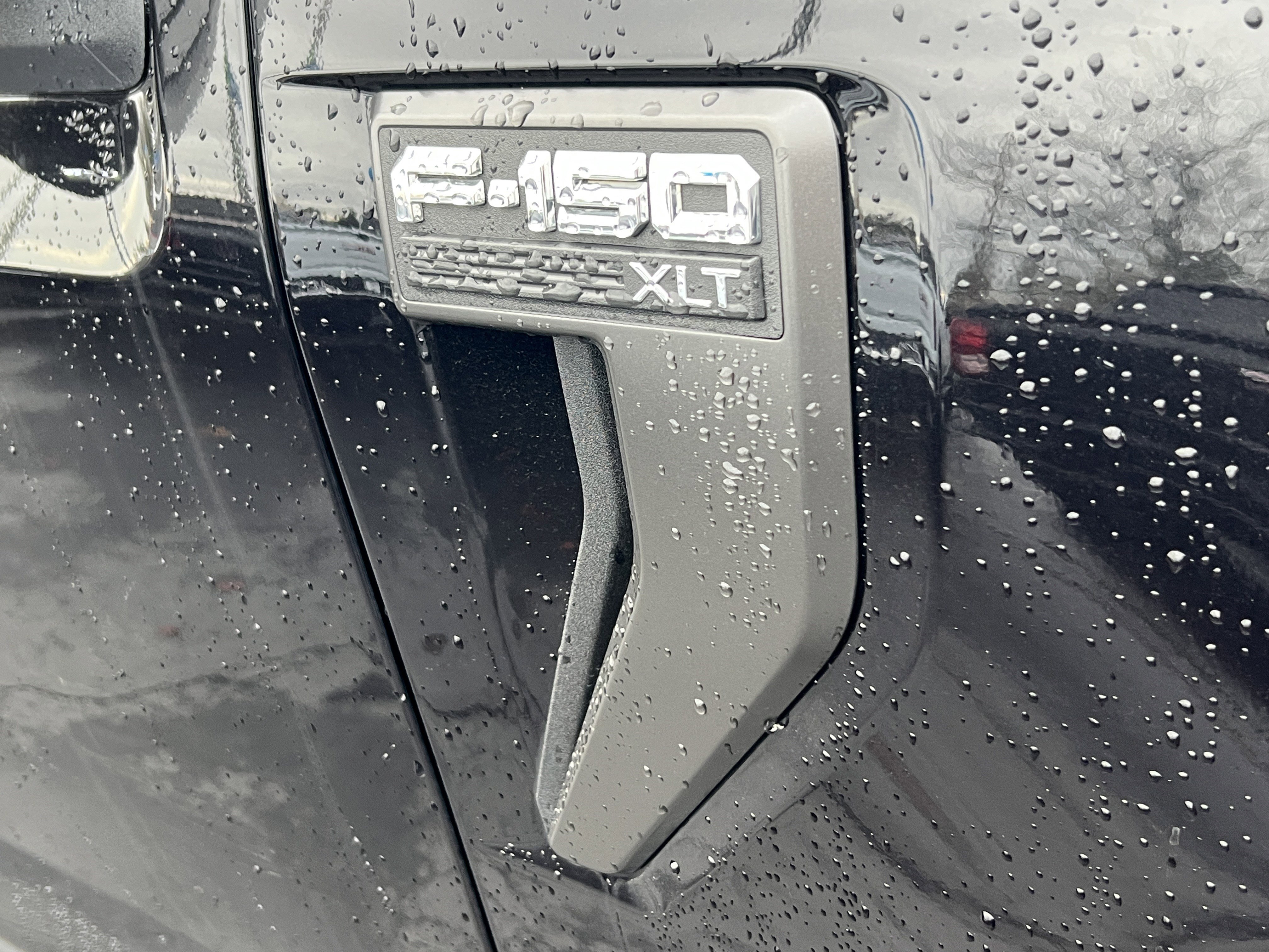 Used 2023 Ford F150 XLT w/ Equipment Group 302A High image 9