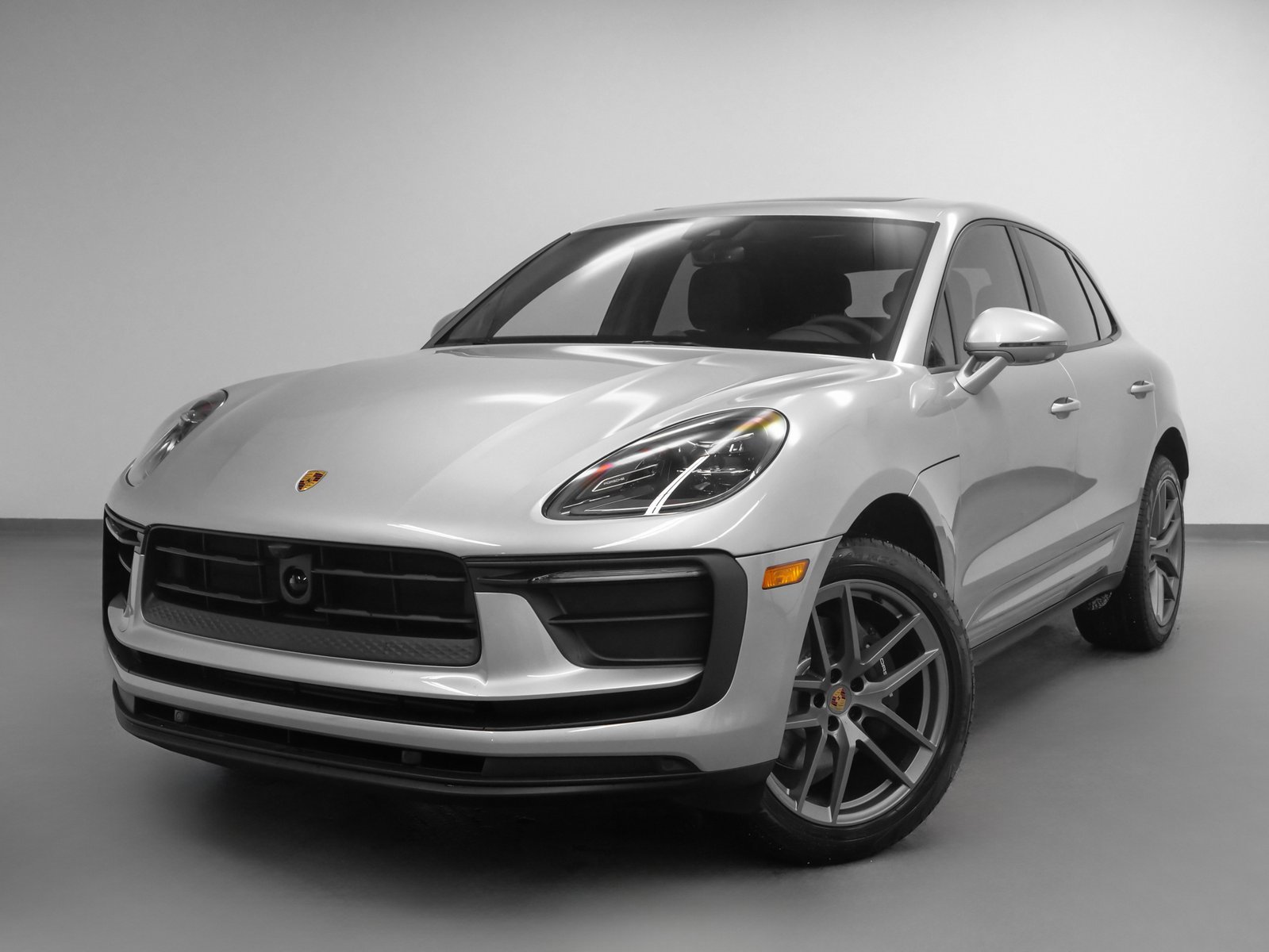 Used 2025 Porsche Macan