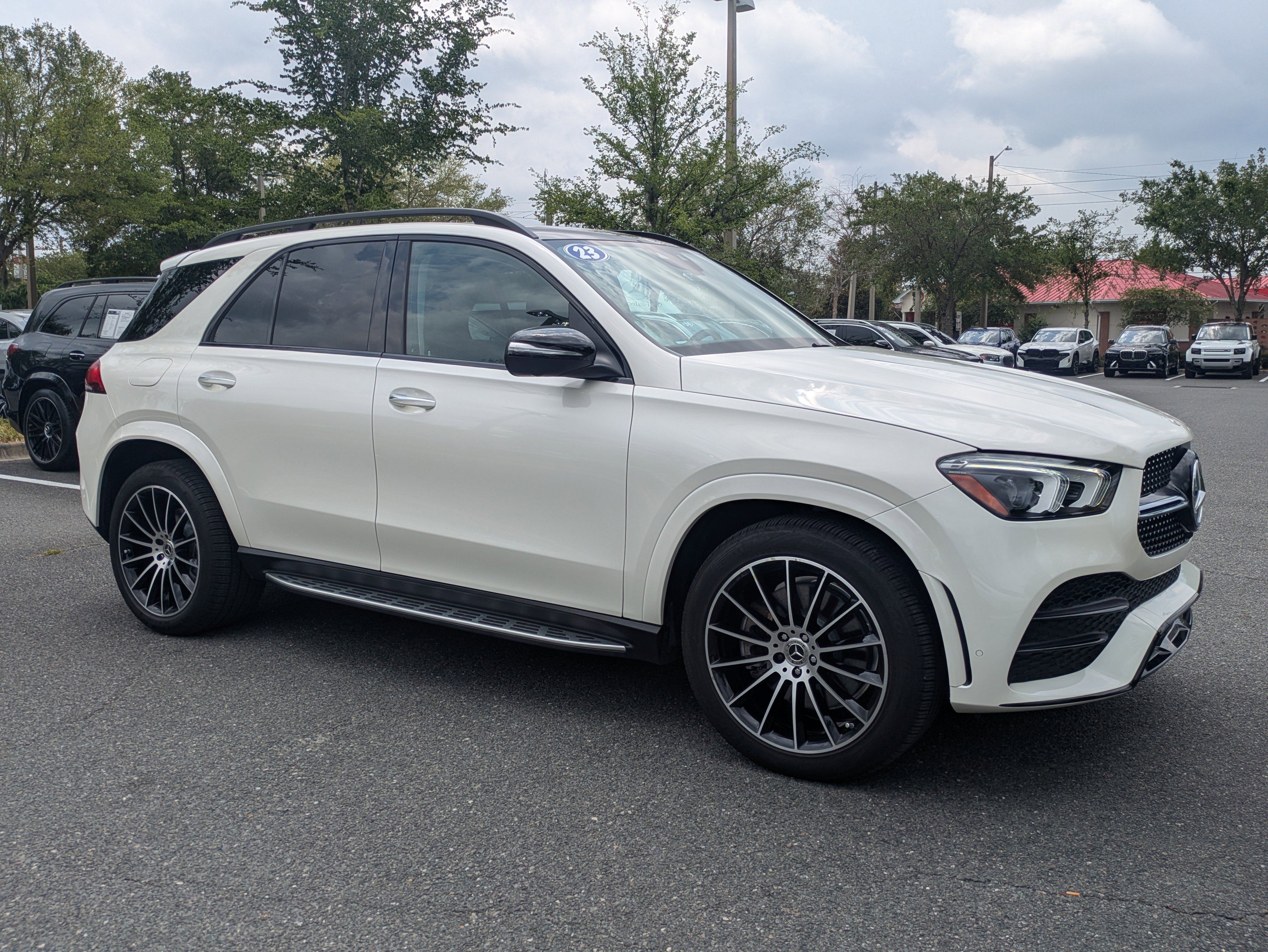 Used 2023 Mercedes-Benz GLE 450 4MATIC image 2