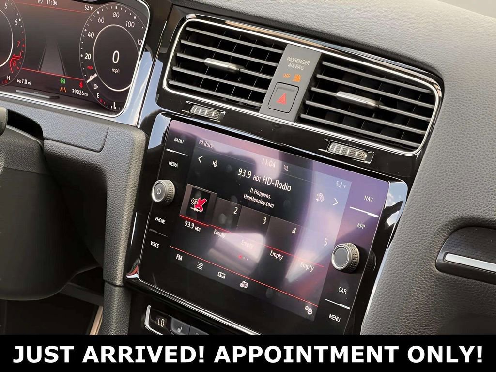 Used 2019 Volkswagen Golf R 4-Door image 28
