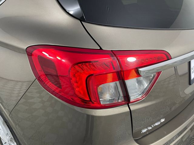 Used 2017 Buick Envision Premium w/ Driver Confidence Package image 18