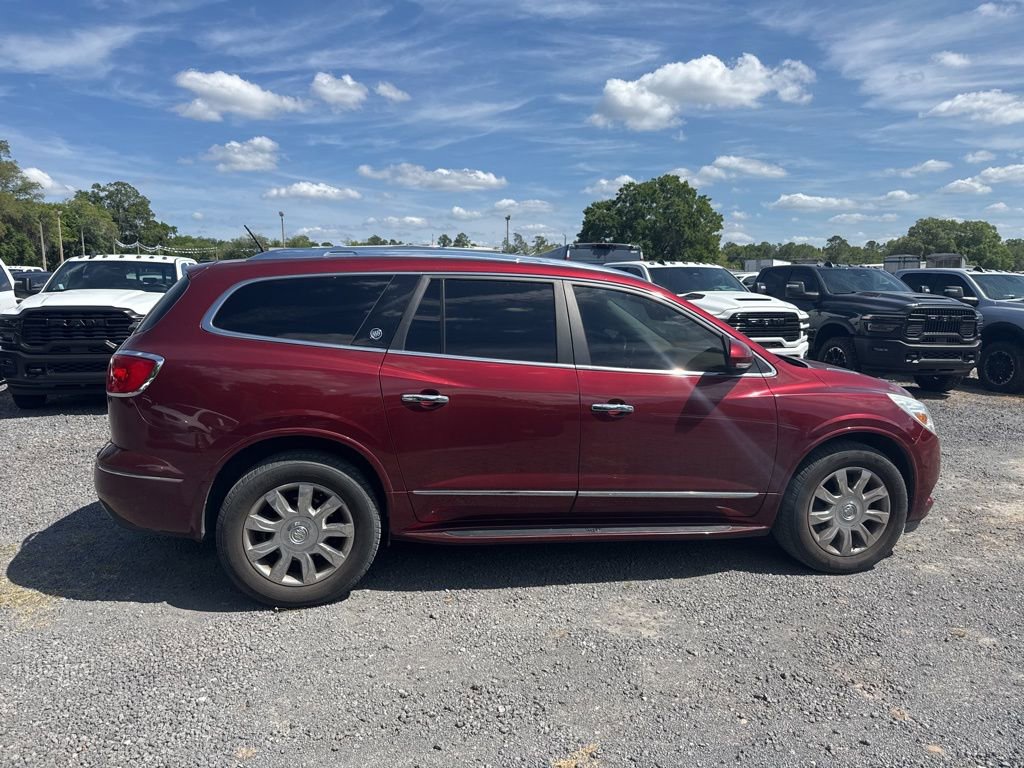 Used 2017 Buick Enclave Leather FWD image 6