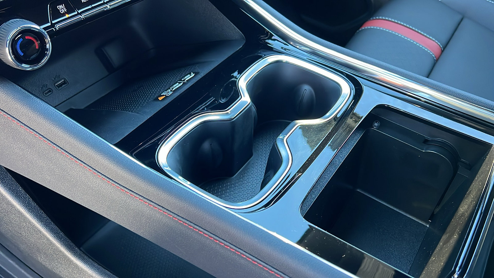 New 2026 Chevrolet Traverse RS w/ LPO, Floor Liner Package image 23