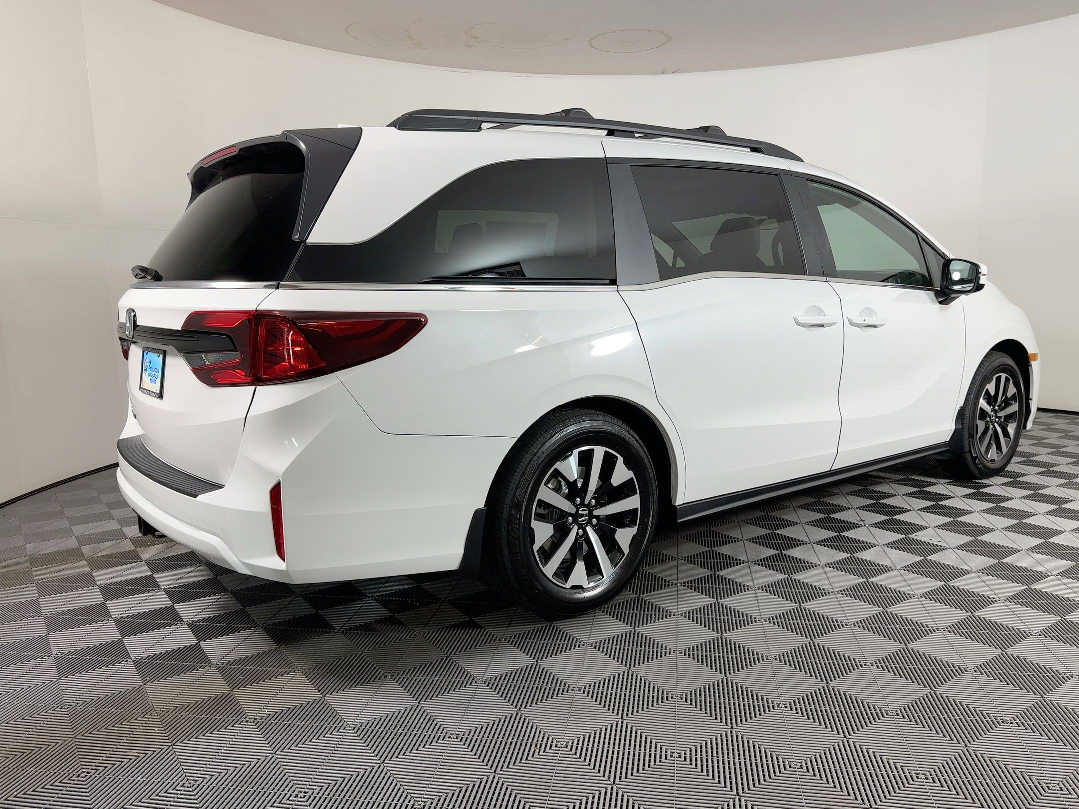 New 2026 Honda Odyssey EX-L image 8