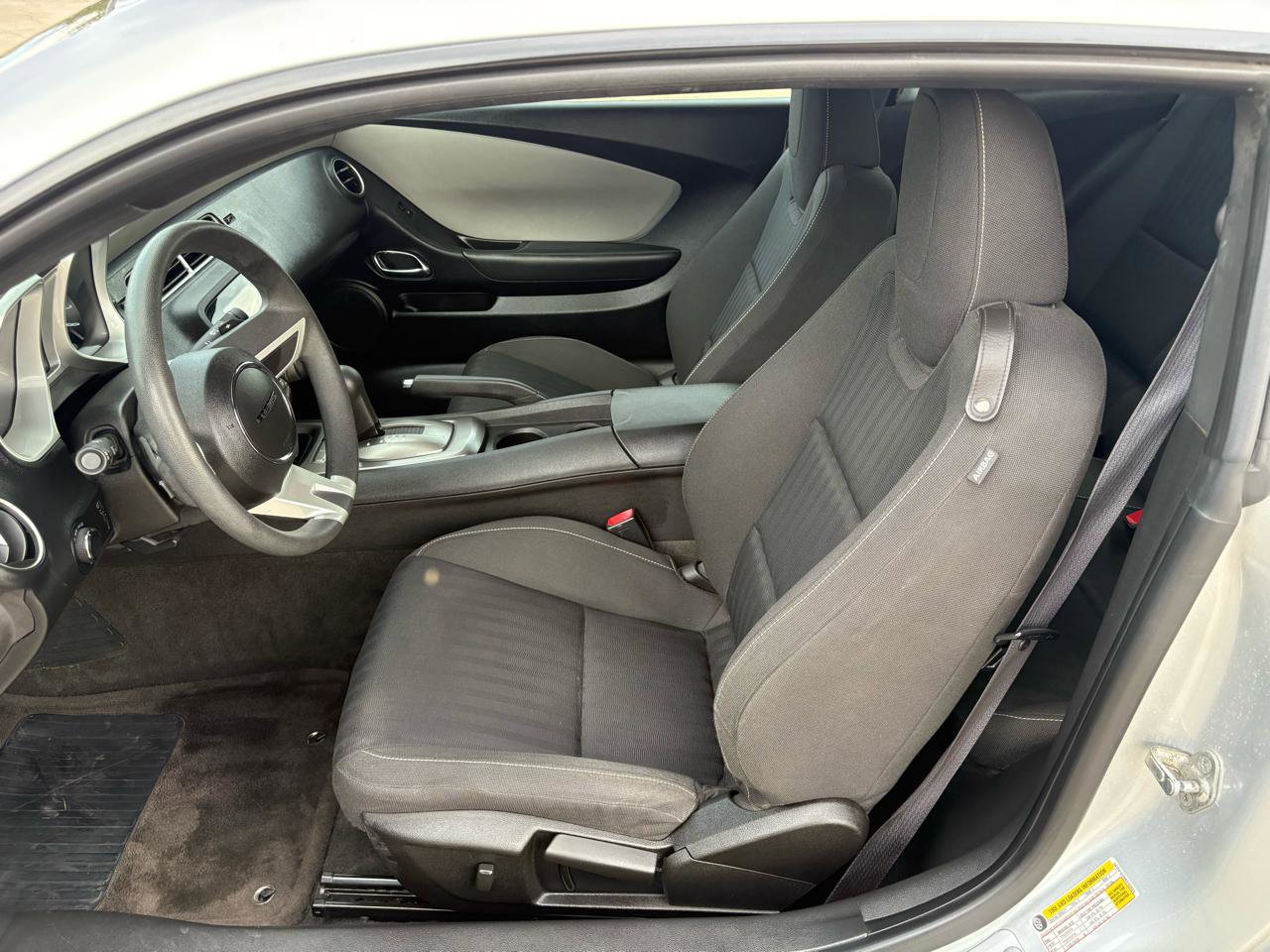 Used 2010 Chevrolet Camaro LS RWD image 18