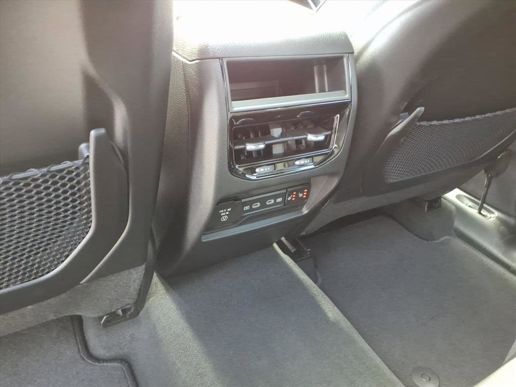 New 2026 Jeep Grand Cherokee Limited w/ Limited Altitude Package image 14