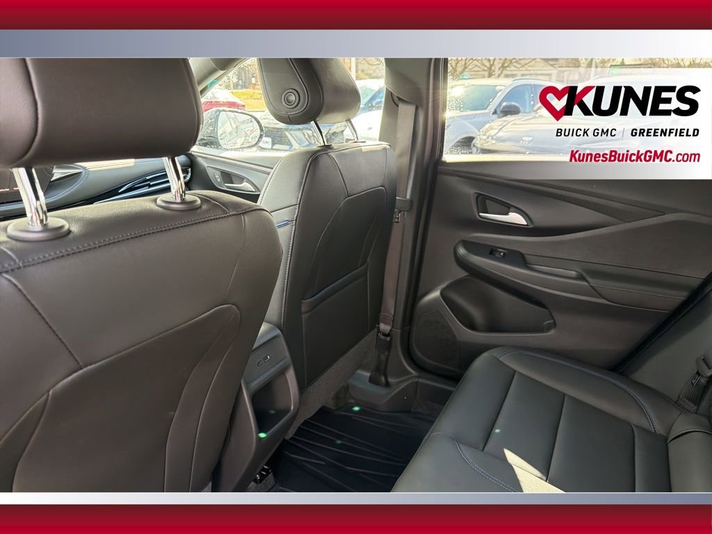 New 2026 Buick Envista Sport Touring image 40