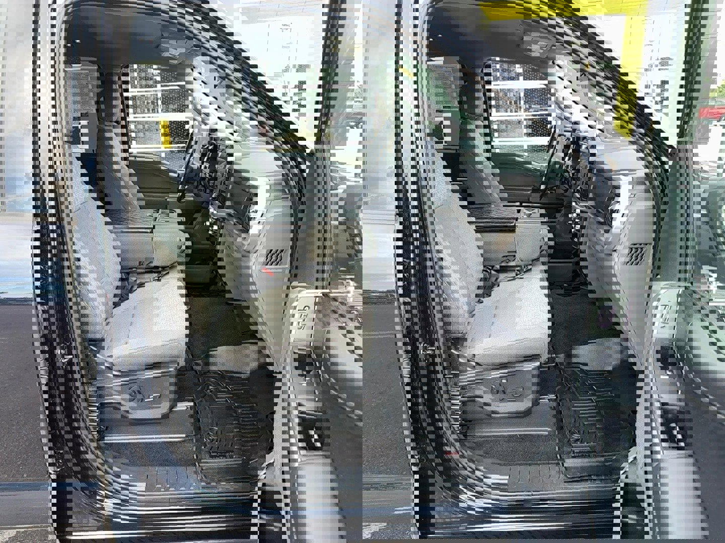 Used 2021 Ford F150 XLT w/ Equipment Group 302A High image 18