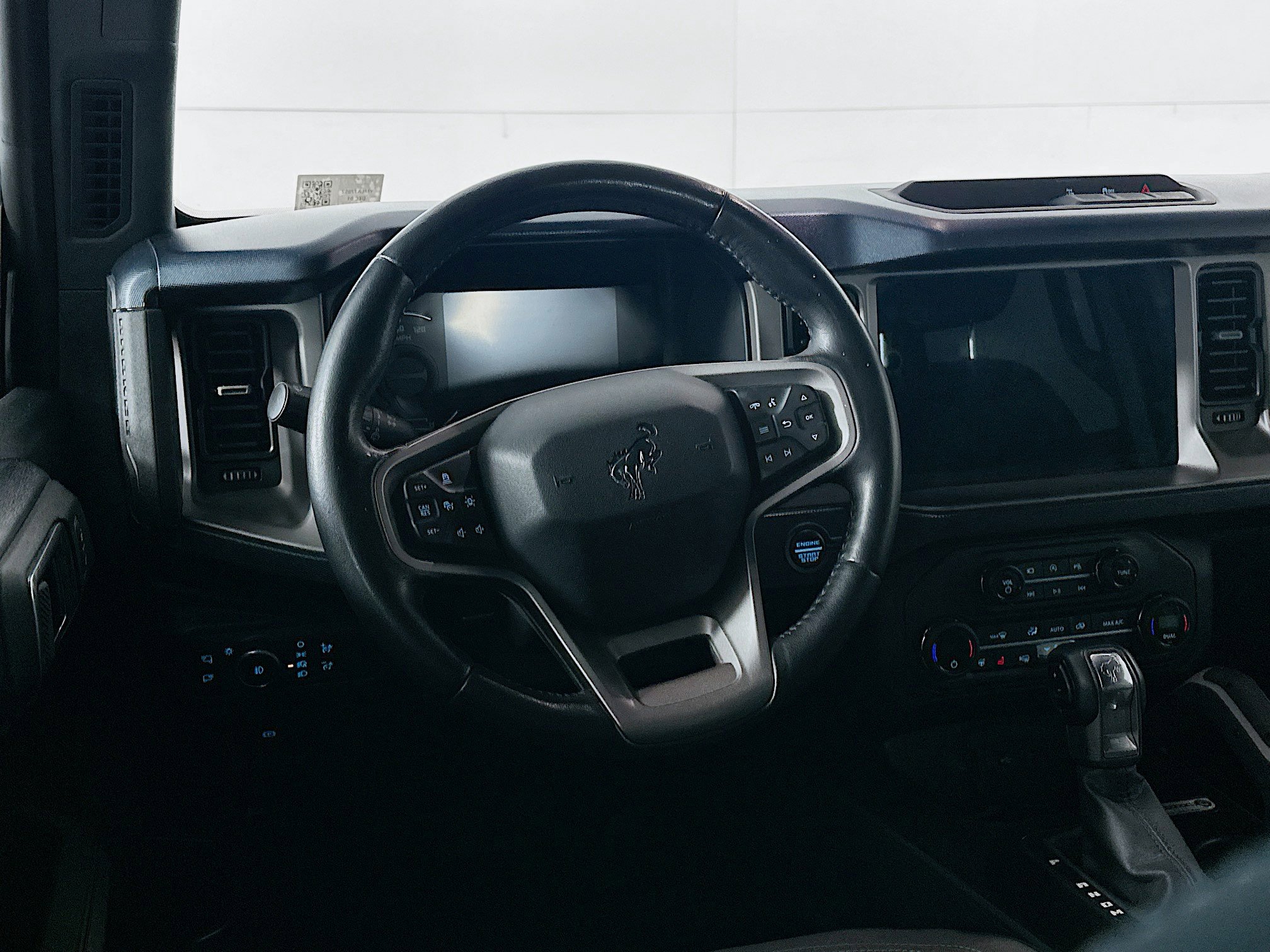 Used 2021 Ford Bronco Outer Banks image 18