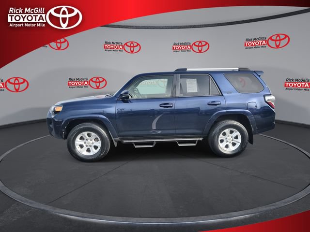 Used 2020 Toyota 4Runner SR5 AWD/4WD image 5