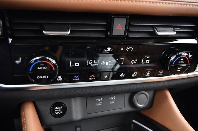 New 2026 Nissan Rogue Platinum image 19