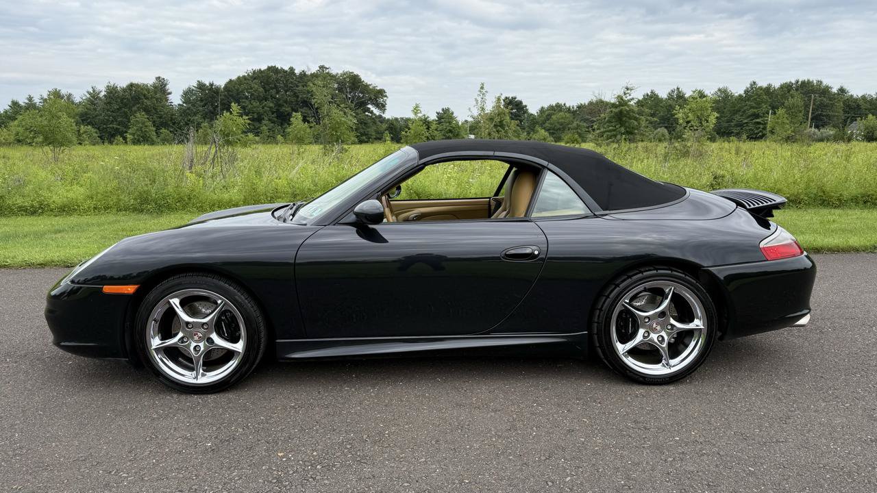 Used 2003 Porsche 911 Carrera RWD image 12