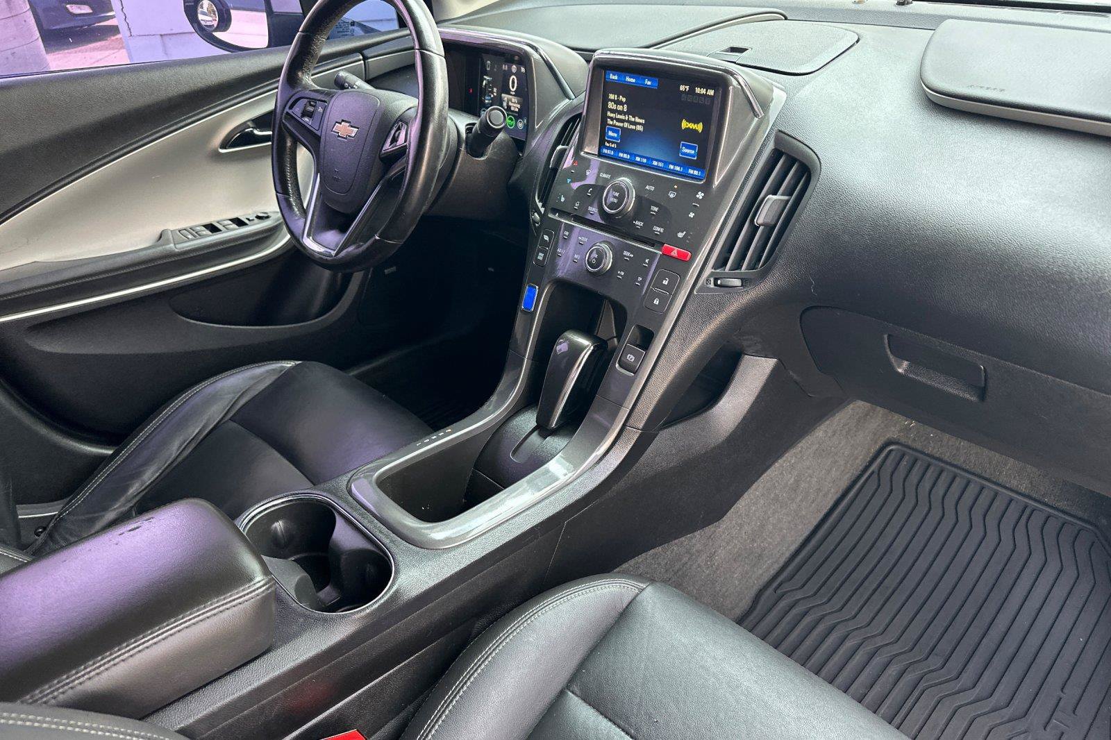Used 2013 Chevrolet Volt Premium w/ Premium Trim Package FWD image 16