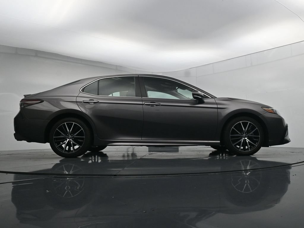 Used 2024 Toyota Camry SE FWD image 38