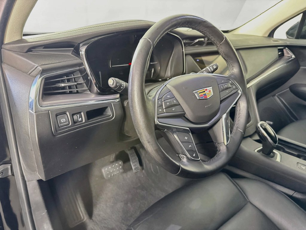 Used 2019 Cadillac XT5 Premium Luxury FWD image 9