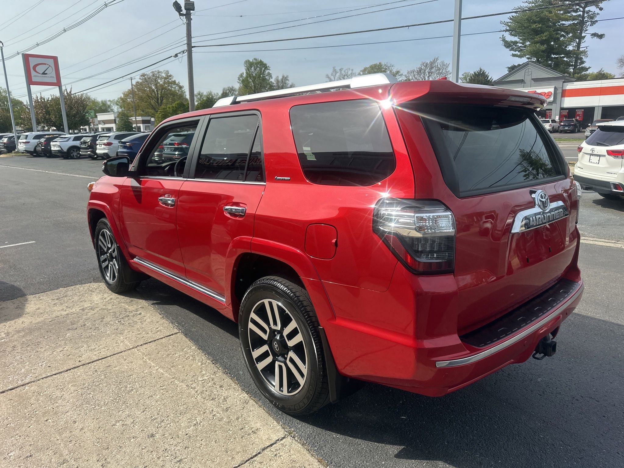Used 2021 Toyota 4Runner Limited image 7