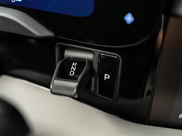 New 2025 Porsche Taycan image 22