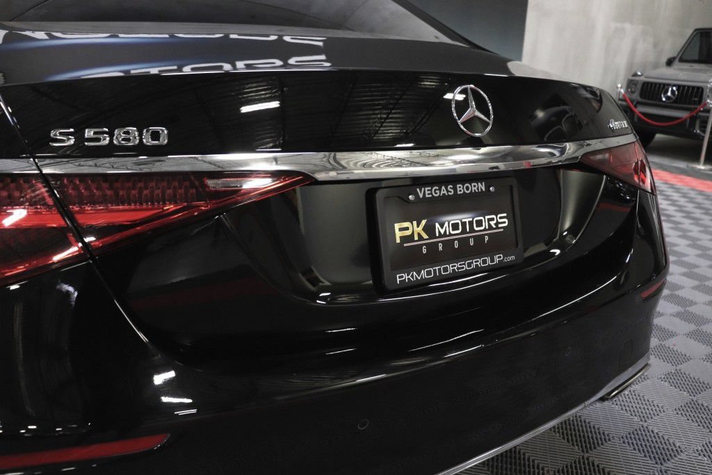 Used 2022 Mercedes-Benz S 580 4MATIC Sedan w/ Warmth & Comfort Package image 6