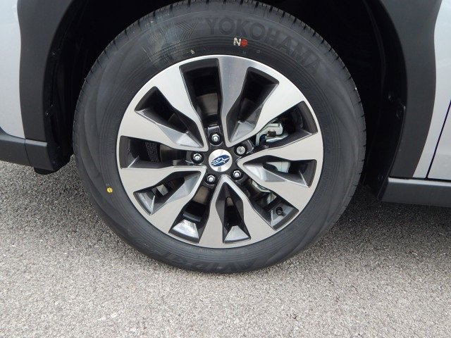 Certified 2025 Subaru Outback Touring image 9