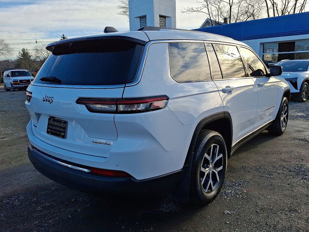 Used 2023 Jeep Grand Cherokee L Limited w/ Luxury Tech Group II image 7