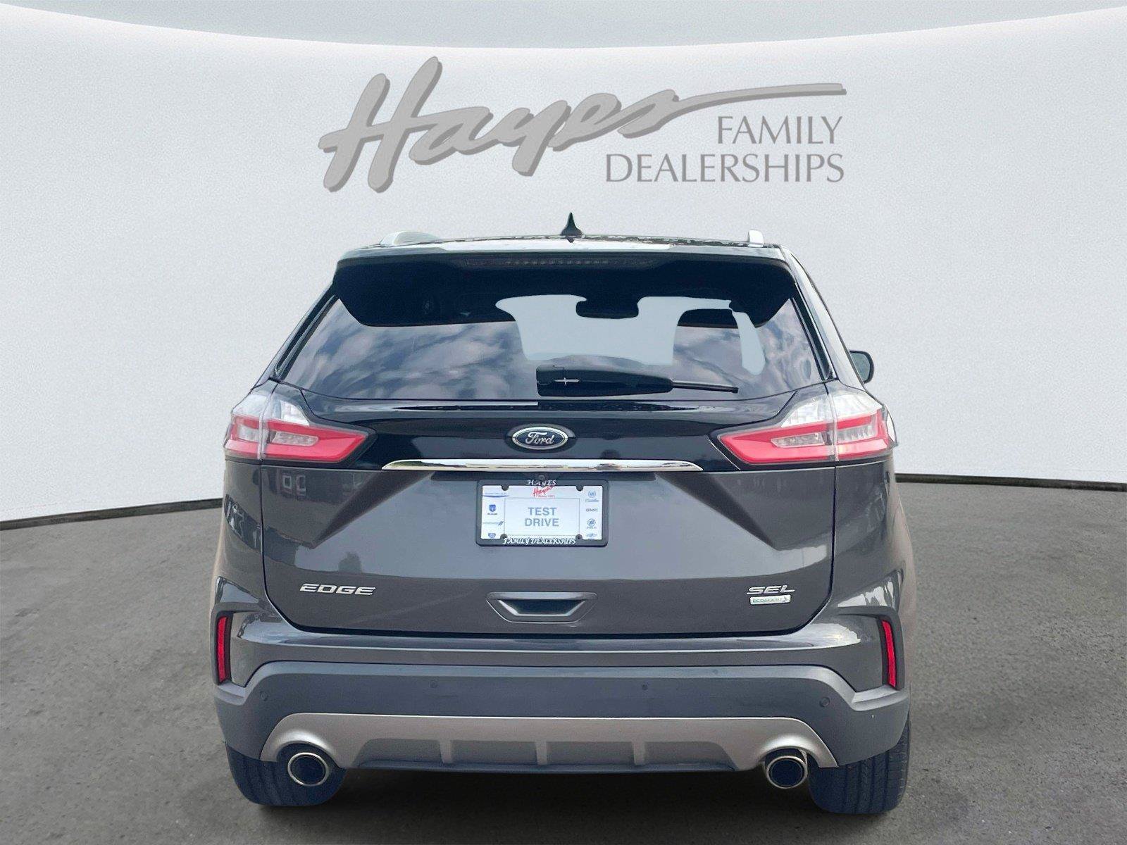 Used 2020 Ford Edge SEL w/ Convenience Package FWD image 4