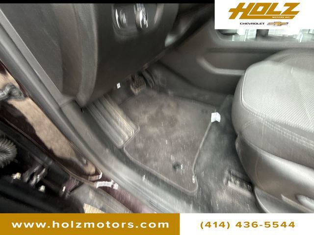 Certified 2022 Chevrolet Traverse LT image 33