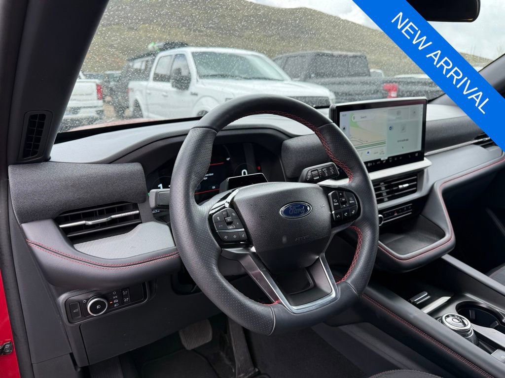 Used 2025 Ford Explorer ST-Line w/ ST-Line Street Pack AWD/4WD image 8