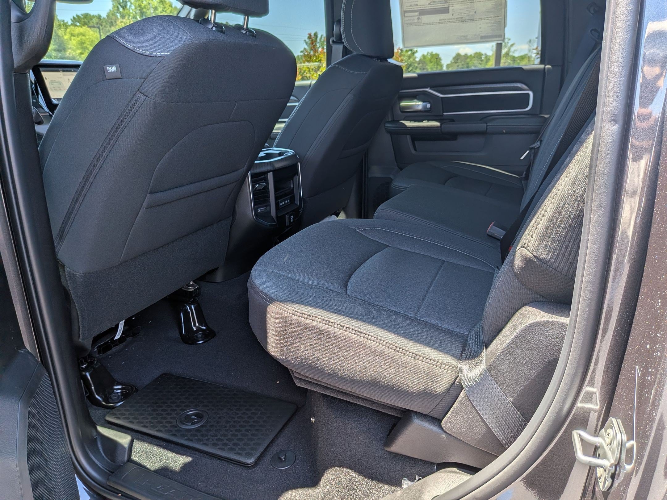 New 2026 RAM 2500 Big Horn AWD/4WD image 15
