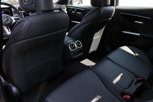 New 2025 Mercedes-Benz C 300 4MATIC Sedan image 33