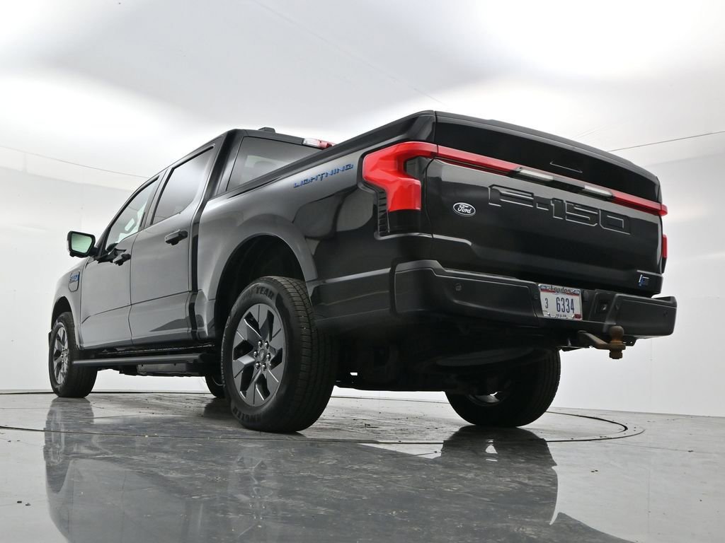 Used 2024 Ford F150 Lightning Platinum AWD/4WD image 48