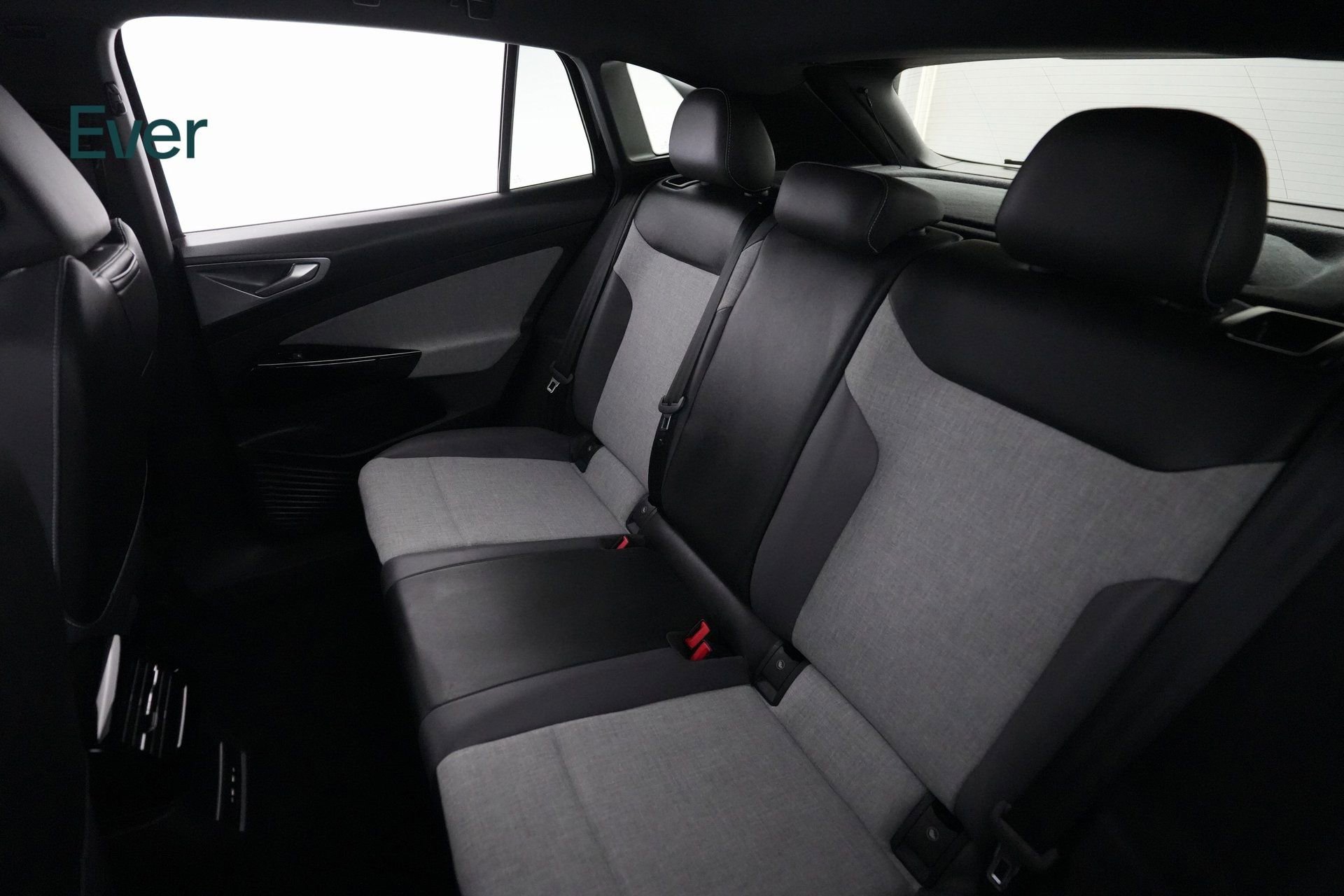 Used 2024 Volkswagen ID.4 2WD image 10