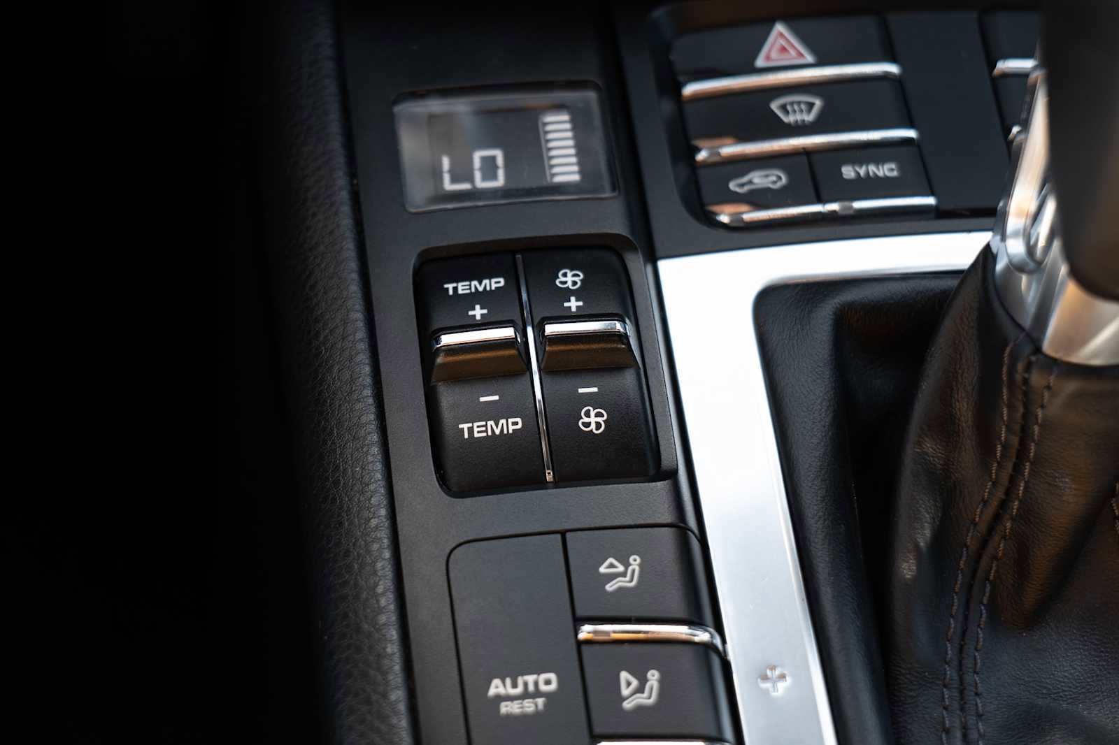 Used 2017 Porsche Macan image 17