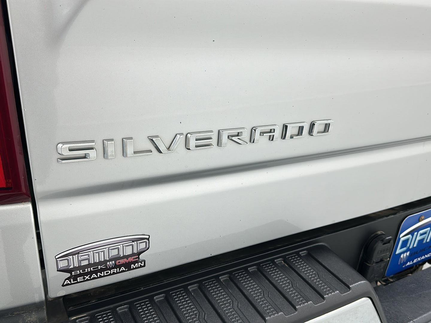 Used 2020 Chevrolet Silverado 1500 LTZ w/ LTZ Premium Package AWD/4WD image 31