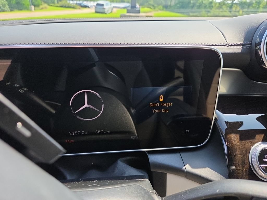 Used 2025 Mercedes-Benz GLC 300 image 14