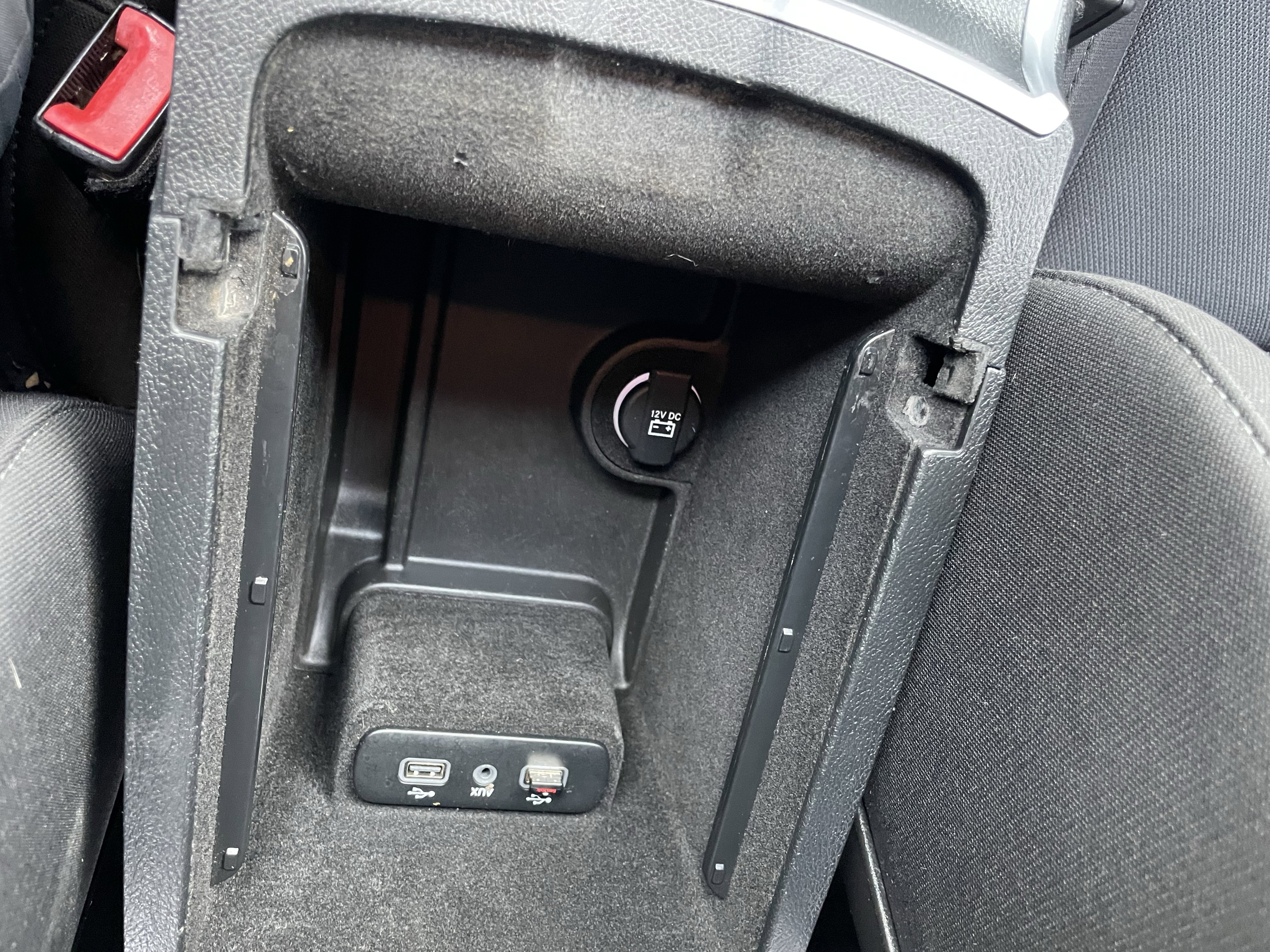 Used 2018 Dodge Charger SXT Plus RWD image 24