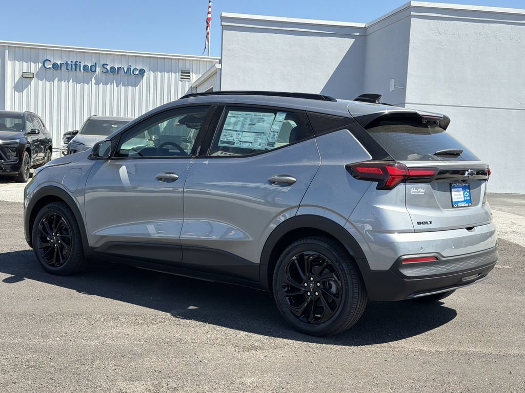 New 2027 Chevrolet Bolt RS w/ Technology Package FWD image 19