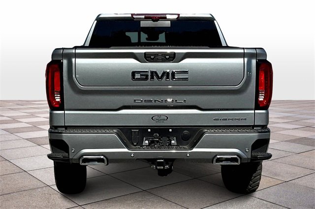 Used 2025 GMC Sierra 1500 Denali Ultimate image 4