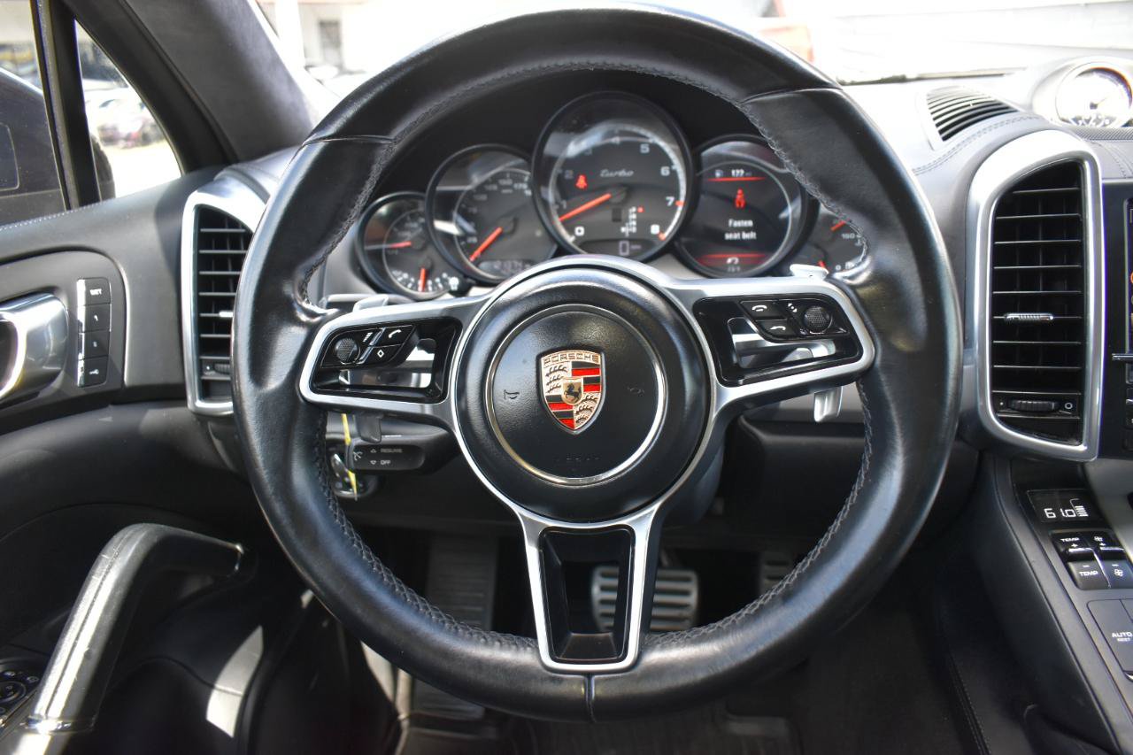 Used 2015 Porsche Cayenne Turbo AWD/4WD image 14