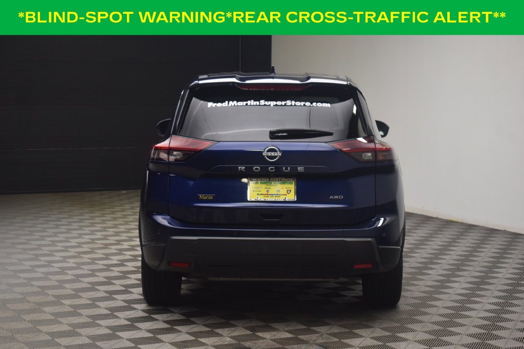 Used 2025 Nissan Rogue SV AWD/4WD image 6