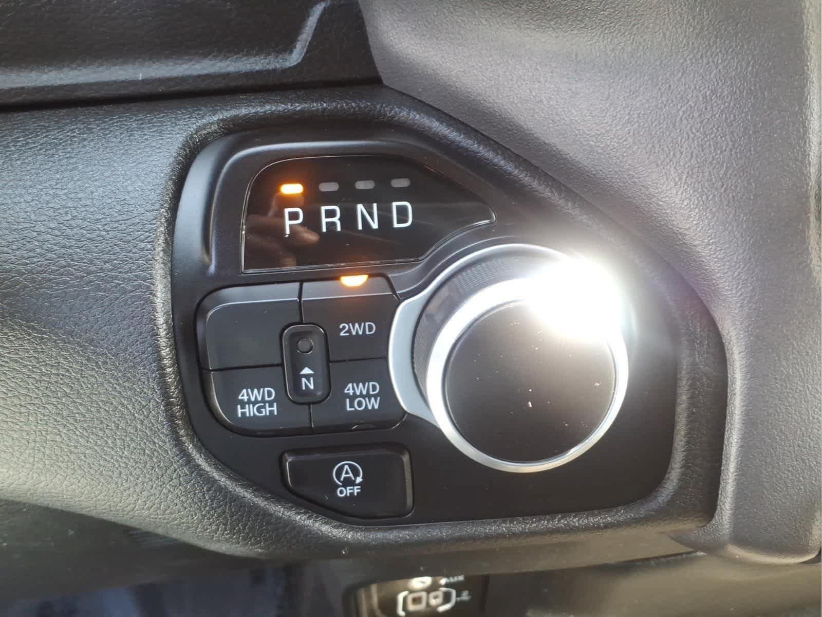 Used 2023 RAM 1500 Big Horn AWD/4WD image 16