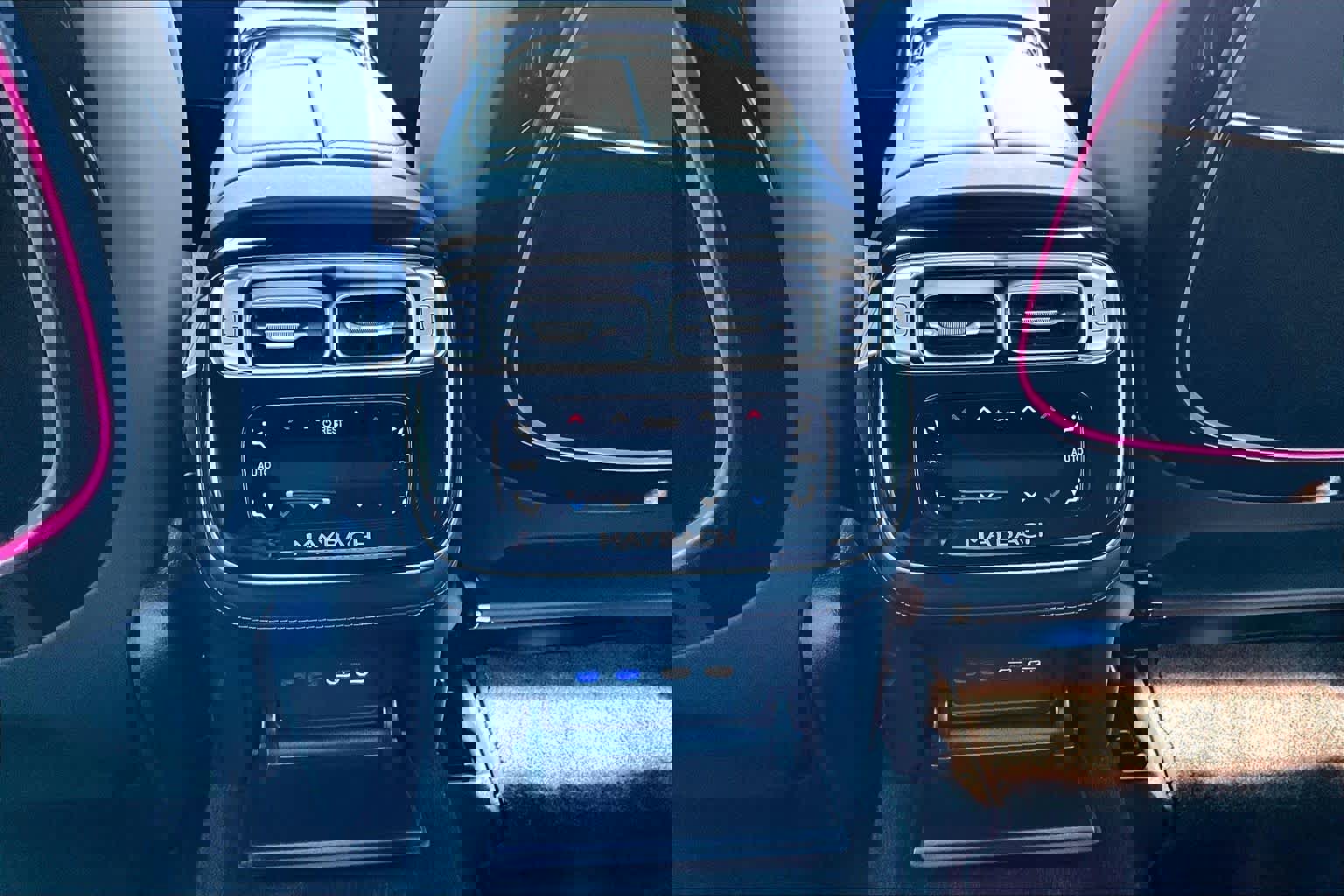 Used 2024 Mercedes-Benz Maybach S 580 Maybach S 580 image 33