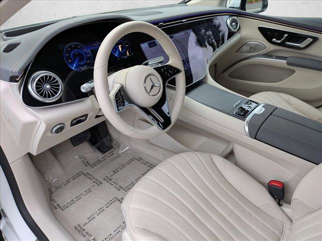 Certified 2022 Mercedes-Benz EQS 580 4MATIC Sedan image 13
