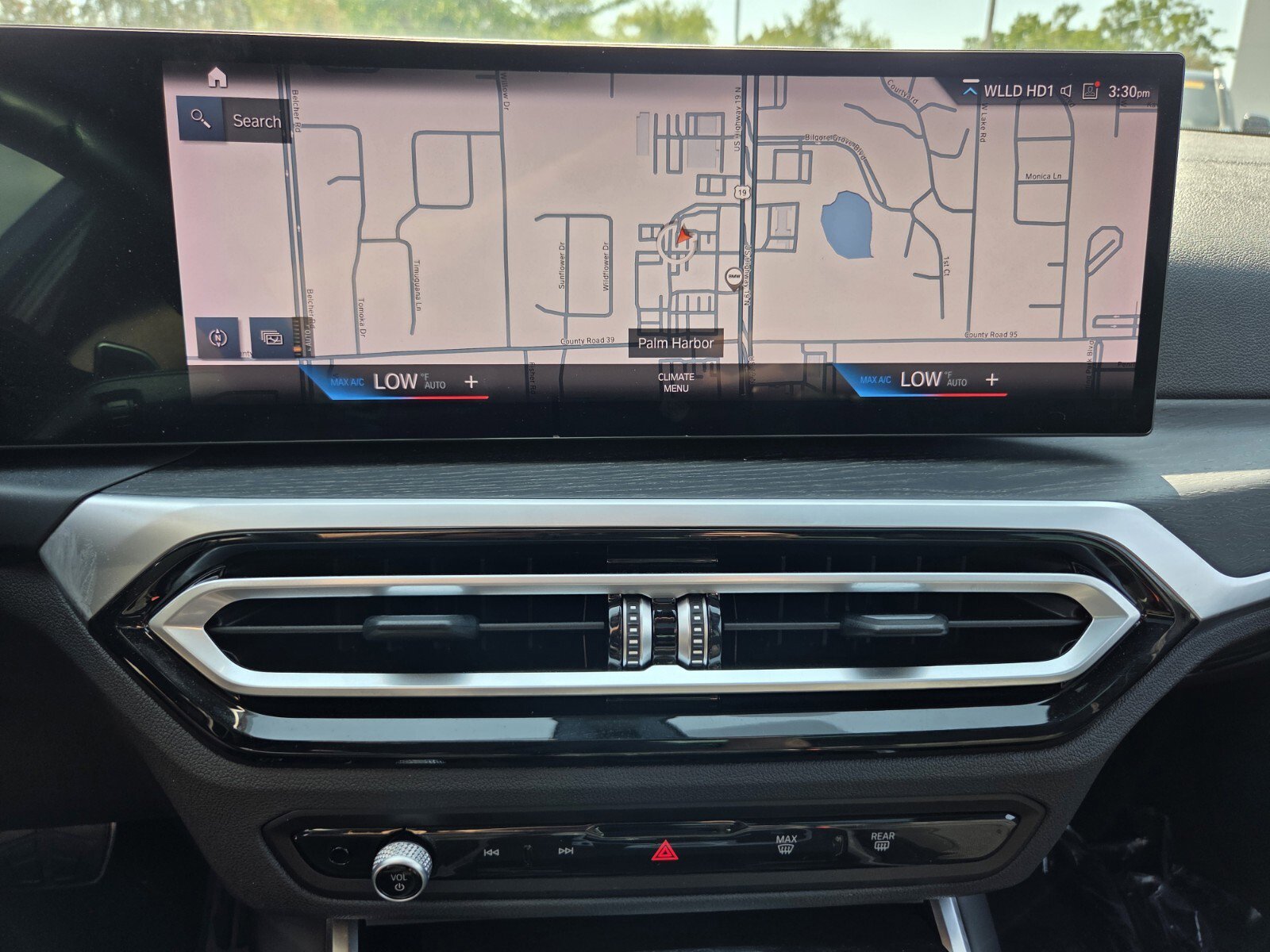 Certified 2024 BMW 330i Sedan w/ M Sport Package RWD image 23