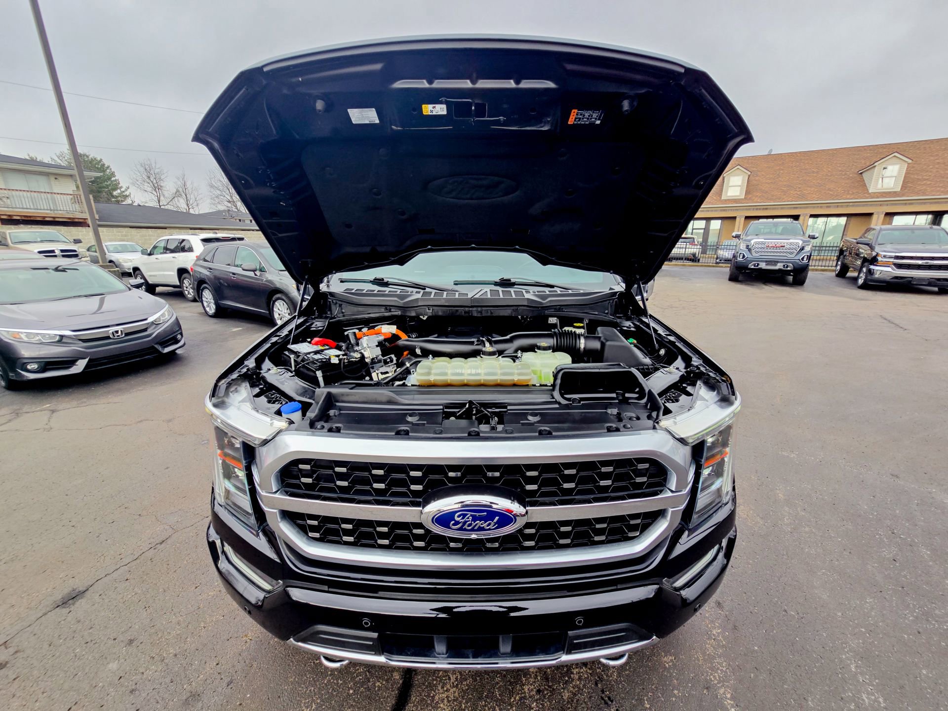 Used 2021 Ford F150 Platinum w/ Equipment Group 701A High image 38