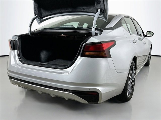 Used 2024 Nissan Altima 2.5 SV image 23