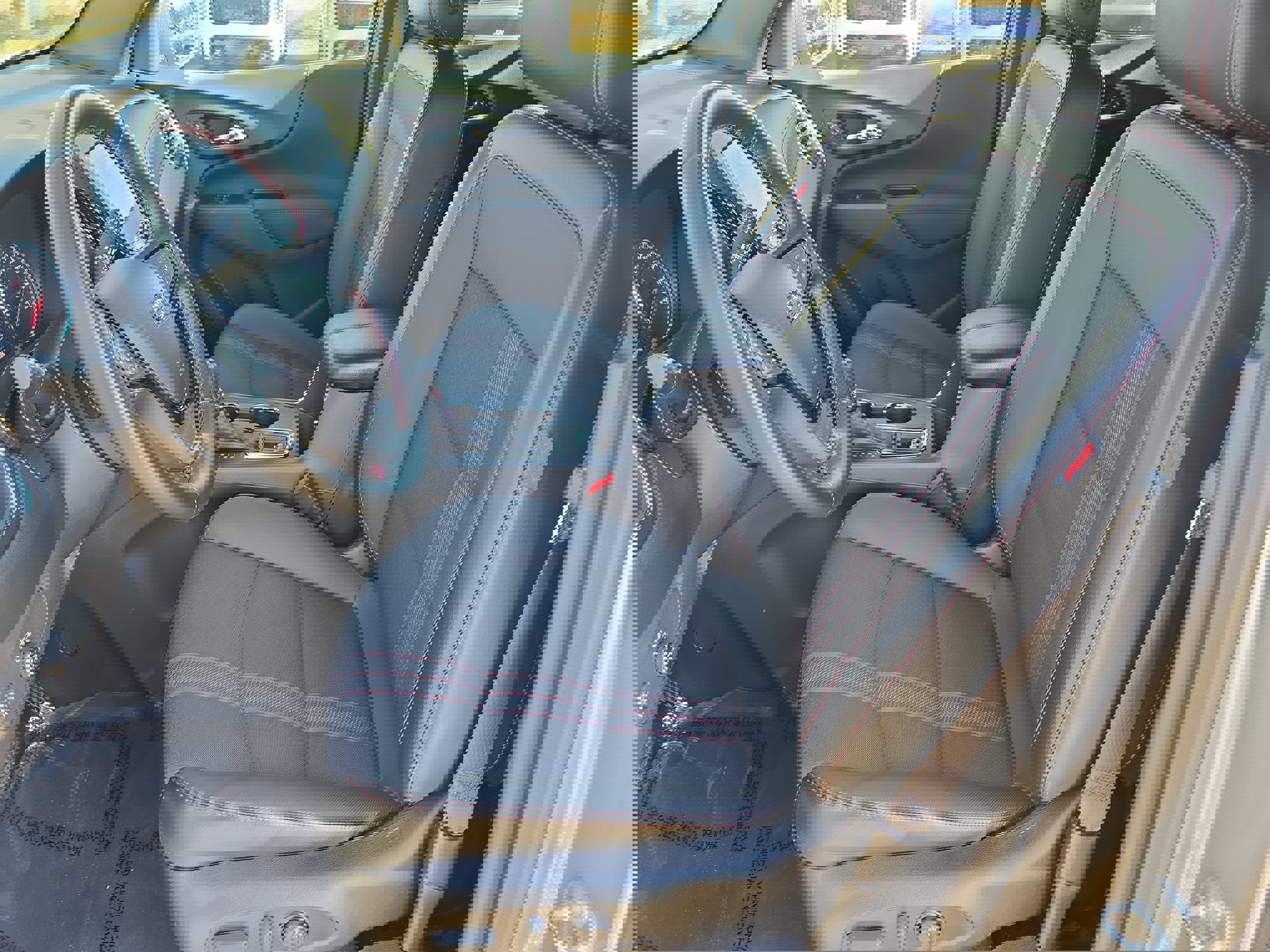 Used 2023 Chevrolet Equinox RS image 16