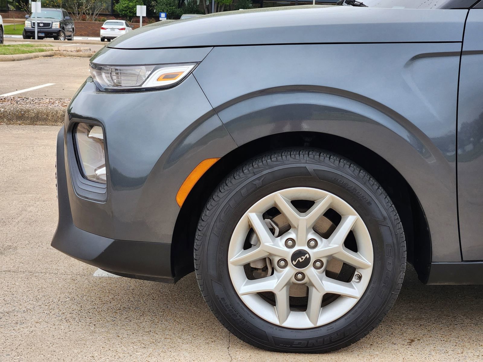 Used 2022 Kia Soul LX w/ Technology Package image 8