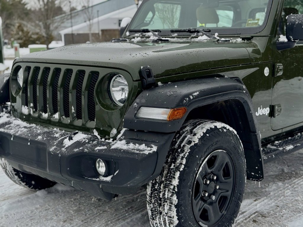 Used 2021 Jeep Wrangler Sport image 5
