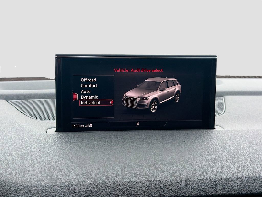 Used 2017 Audi Q7 3.0T Premium Plus w/ Premium Plus Package image 30