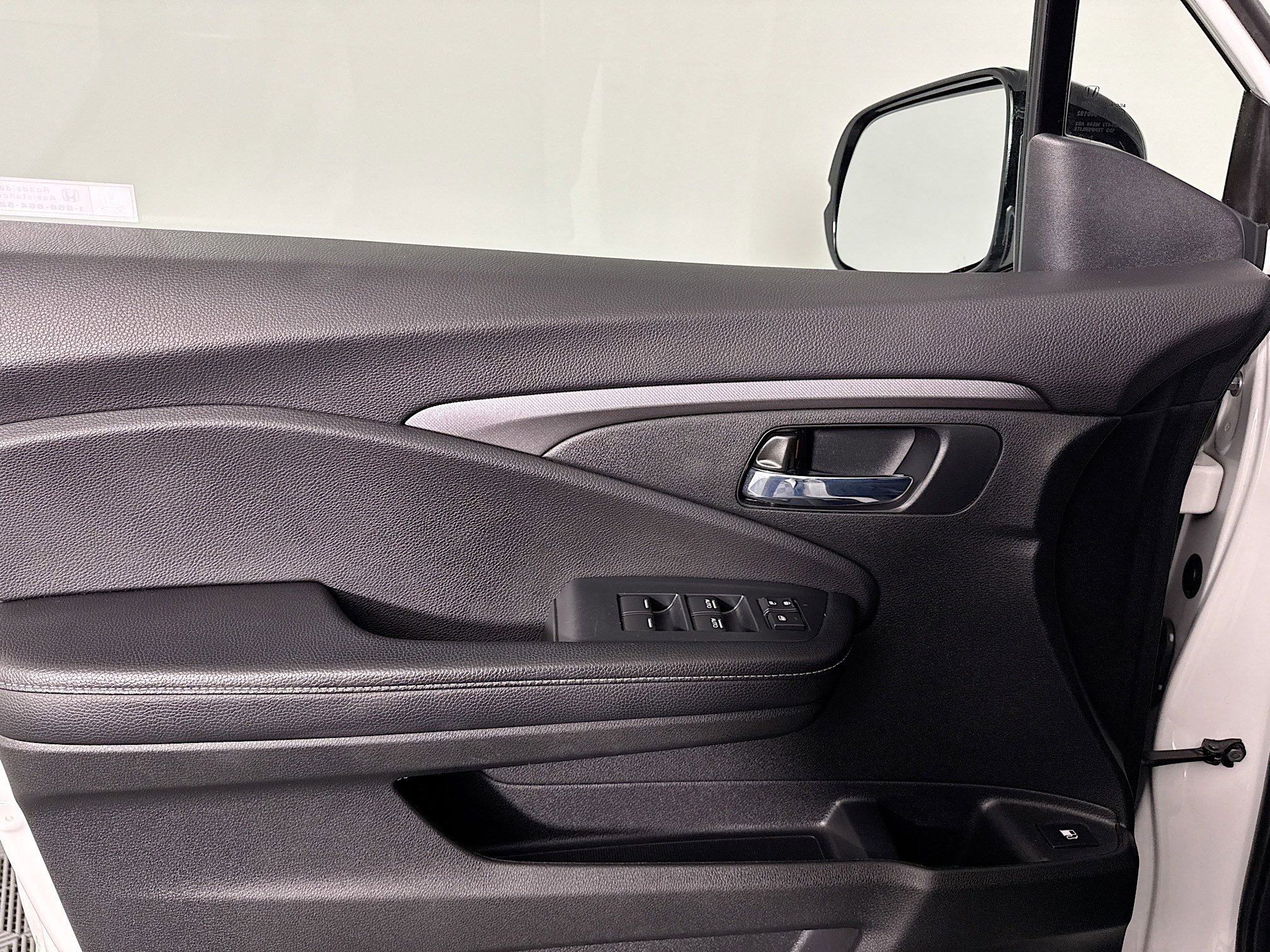 Used 2023 Honda Ridgeline Sport image 16